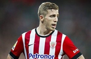 Iker Munaian is one of the Top 10 Worst Players In La Liga Today